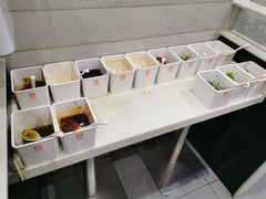 自助调料区-张亮麻辣烫(天津河东华馨公寓店)