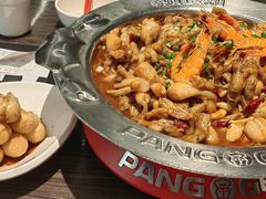 -胖哥俩肉蟹煲(湖滨银泰in77店)