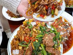 -湖南人家湘菜馆(镇江路店)