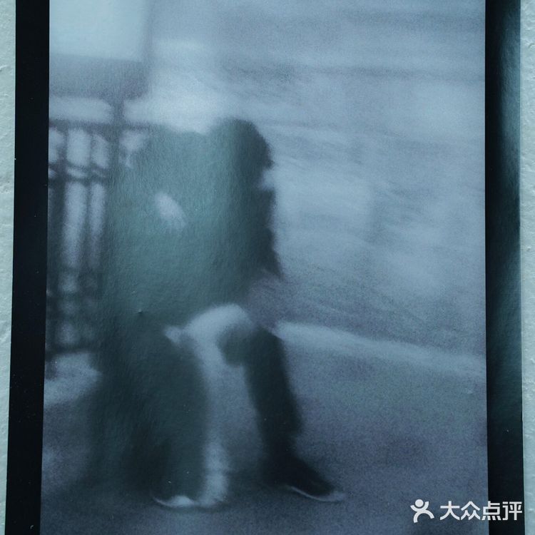 “想” 非著名艺术家的小型展览