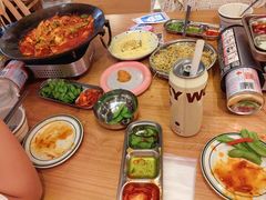 -WOW LUCKY创意韩料(龙阳广场店)