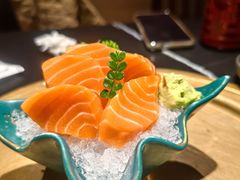 -山川小町·极番烧肉(新地假日广场店)