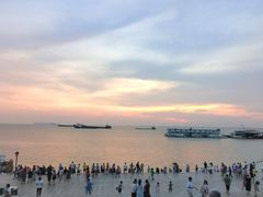 -巴陵广场