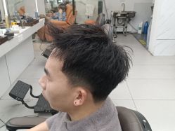 -尤司男士国潮理发馆