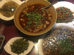 -自贡盐帮菜·玩辣餐厅(樱花园西街店)