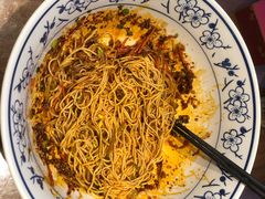 -有红鸡毛店·川菜(建设路店)