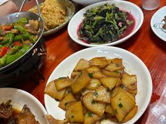 -芦茨金富饭庄·25年老字号·专做稻草鸡