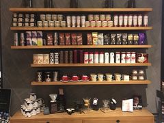 零售区-星巴克(成都太古里二店)