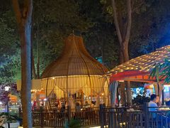 -二荆条·蜀鲜汇城市森林火锅