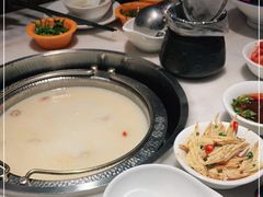 -煲宫猪肚鸡(晶品店)