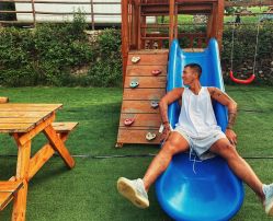 -TWOFACE双面理发馆