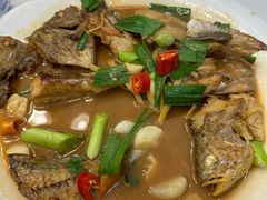 红烧杂鱼-谊荣海鲜大牌档(石湖店)