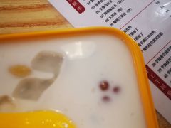 椰奶五果汤-翁林甜品