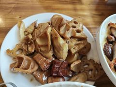 -老鼎万春卤菜(五代传承创始老店)