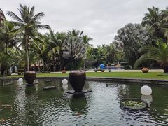 -三亚湾海居铂尔曼度假酒店