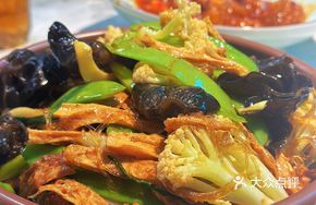 Stir-Fried Vermicelli with Vegetables