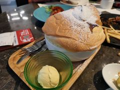 -港丽餐厅(高德置地店)