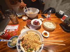 -李犟大爆鳝面·手工蟹黄包(湖滨西湖店)