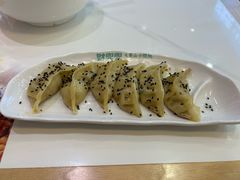 -财兜兜大黄山小馄饨