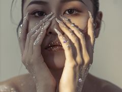 -贺加贝化妆美甲培训学校