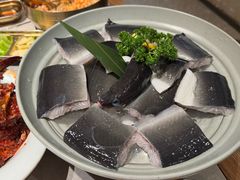 -草家酱蟹炭火烤肉店(珲春南路一店)