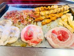 -美滋美味自助烤肉餐厅