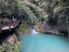 -龙水峡地缝景区