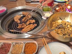 -明洞阿姨·韩式酱蟹烤肉·创意料理(三元桥店)