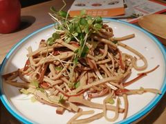 -山城外·非遗酸菜鱼(蜀都万达店)