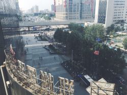 -伊人脱毛美甲美睫连锁机构