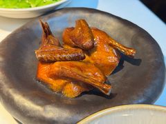 脆炸乳鸽-荣小馆(安达仕店)