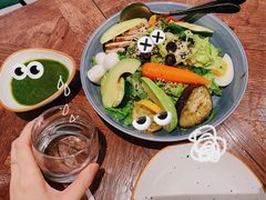 牛油果鸡排沙拉-ALLORA意大利餐厅(丰盛里店)
