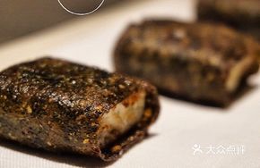 Tea-Leaf Braised Ox Tongue with Smoked Eel