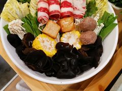 -烹然四季椰子鸡火锅(团结湖总店)