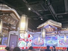 -川流不息·地道川菜·小龙虾(新松江路店)