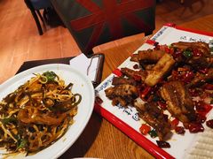 -四姐妹东北饺子(沙尾路店)