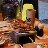 满满市井气的洒家小串🔥有酒有肉太滋味了🍻