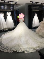 点击看大图 -GRACE KELLY婚纱与礼服(北京店)