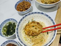 -鲁达面馆本帮风味(共康东路店)