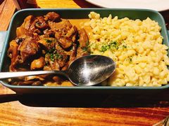 兰巴赫招牌面筋配牛肉口蘑-LENBACH兰巴赫西餐啤酒坊(大连东港店)