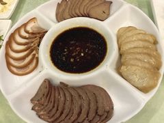 -闫水饺大酒楼·北京老闫靓马饺子馆