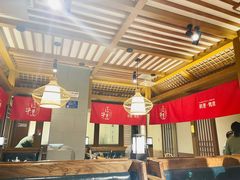 大堂-明洞阿姨·韩式酱蟹烤肉·创意料理(三元桥店)