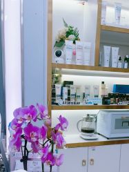 -MIDA蜜哒•科技逆龄美肤连锁