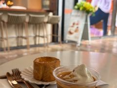 -VERIE BAKEHOUSE