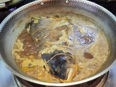 宝轩招牌鱼头泡饼-宝轩渔府·老字号海鲜·正宗津菜(水上店)