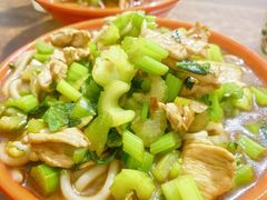 -玲玲米粉·新疆现炒米粉(大十字总店)