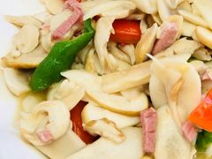 松茸炒肉-乡绅本色白家厨坊