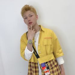 -斑斓色彩沙龙