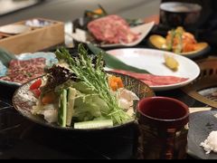 -山川小町·极番烧肉(新地假日广场店)