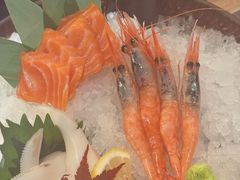 -牛YO寿喜烧·铁板烧和牛火锅自助(市府恒隆店)